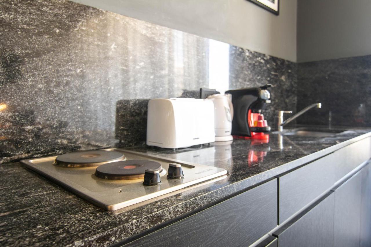 Cozy Ultra Light In Palermo Hollywood -c3d-